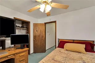 8988 Buena Vista, Apple Valley, CA 92308 - Photo 32