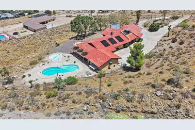 8988 Buena Vista, Apple Valley, CA 92308 - Photo 56