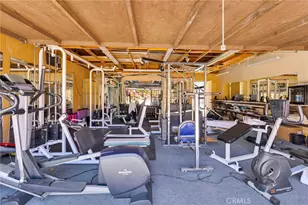 8988 Buena Vista, Apple Valley, CA 92308 - Photo 36