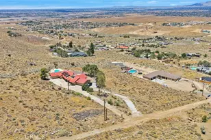8988 Buena Vista, Apple Valley, CA 92308 - Photo 54