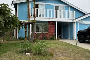 1855 N 7th Pl, Port Hueneme, CA 93041 - Photo 2