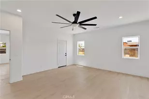 16443 Pine St, Hesperia, CA 92345 - Photo 18