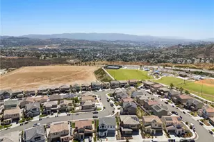 18144 Meridian Ln, Saugus, CA 91350 - Photo 22