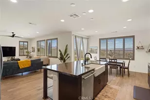 18144 Meridian Ln, Saugus, CA 91350 - Photo 4