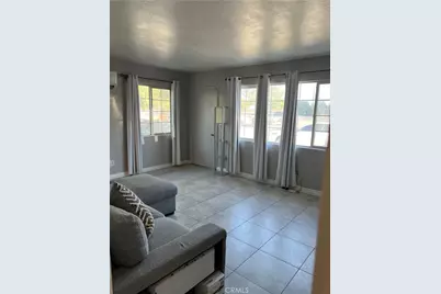 8928 Date, Fontana, CA 92335 - Photo 4