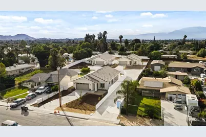9267 Duncan Avenue, Riverside, CA 92503 - Photo 34