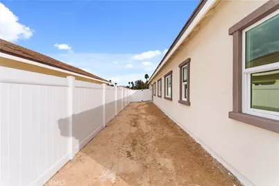 9263 Duncan Avenue, Riverside, CA 92503 - Photo 32