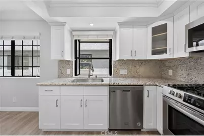 1221 N Sycamore #5, Los Angeles, CA 90038 - Photo 18