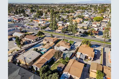7032 Somerset, Paramount, CA 90723 - Photo 20