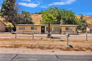 7704 Alston Ave, Hesperia, CA 92345 - Photo 2