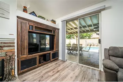 17314 Redmaple Street, Fontana, CA 92337 - Photo 12