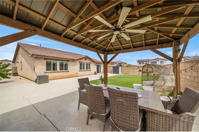 11981 Regent, Victorville, CA 92392 - Photo 36