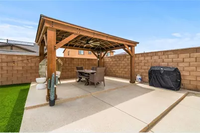 11981 Regent, Victorville, CA 92392 - Photo 34