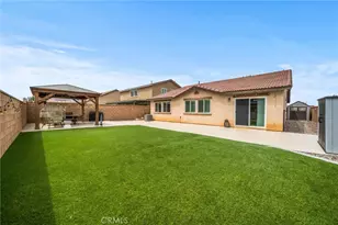 11981 Regent, Victorville, CA 92392 - Photo 38