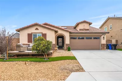 11981 Regent, Victorville, CA 92392 - Photo 2