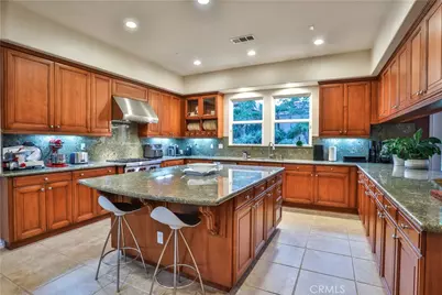 13052 Via Tesoro Drive, Rancho Cucamonga, CA 91739 - Photo 10