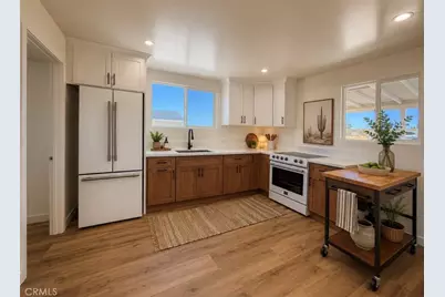 55460 Massachusets, Landers, CA 92285 - Photo 2