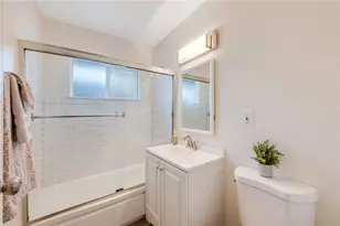 2946 Gladstone St, Pomona, CA 91767 - Photo 24