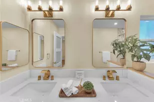 18223 Delano, Tarzana, CA 91335 - Photo 36
