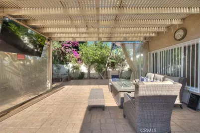 18223 Delano, Tarzana, CA 91335 - Photo 52