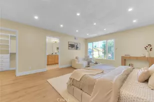 18223 Delano, Tarzana, CA 91335 - Photo 30
