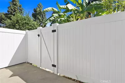 848 W Sierra Madre Avenue #1, Azusa, CA 91702 - Photo 22