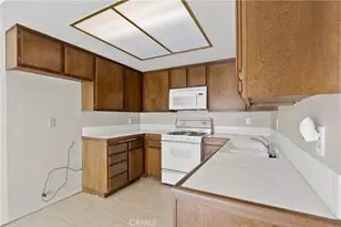 848 W Sierra Madre Ave, Azusa, CA 91702 - Photo 12