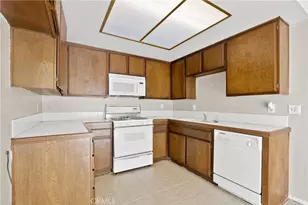 848 W Sierra Madre Ave, Azusa, CA 91702 - Photo 10