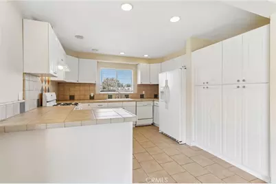 11507 Moorpark Street ##305, Studio City, CA 91602 - Photo 10