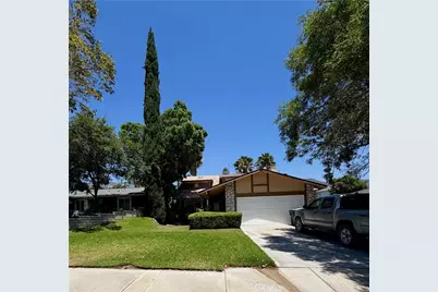 2404 Hyatt, San Bernardino, CA 92407 - Photo 2