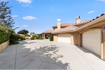 38136 Butterfly Court, Yucaipa, CA 92399 - Photo 12
