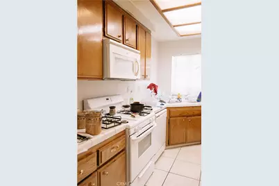 16196 Tokay, Victorville, CA 92395 - Photo 10