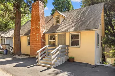 797 W Village, Crestline, CA 92325 - Photo 2