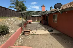 2420 W Sunrise Dr, Rialto, CA 92377 - Photo 34