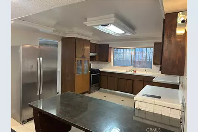 3241 Santa Ana, Huntington Park, CA 90255 - Photo 4