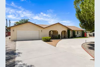 21971 Ramona, Apple Valley, CA 92307 - Photo 2
