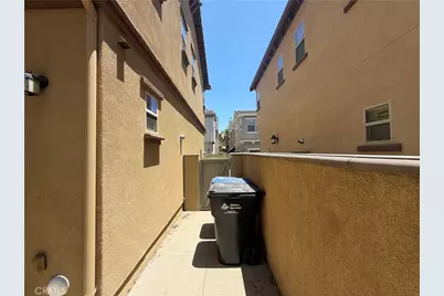 850 E Mountain Way #C, Azusa, CA 91702 - Photo 10