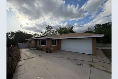 12426 2nd, Yucaipa, CA 92399 - Photo 2