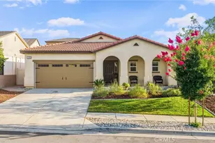 229 Country Club, Calimesa, CA 92320 - Photo 2