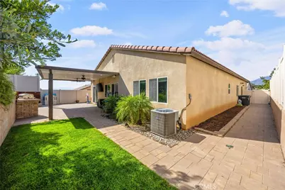 229 Country Club, Calimesa, CA 92320 - Photo 22