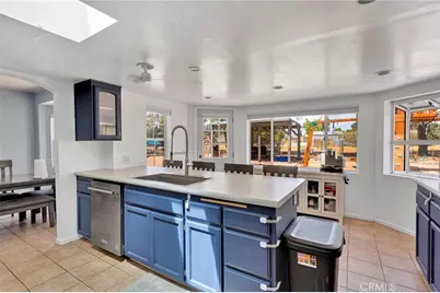 19282 Allegheny Road, Apple Valley, CA 92307 - Photo 10