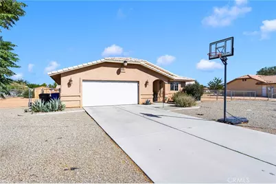 12782 Pawnee, Apple Valley, CA 92308 - Photo 36