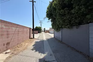 1658 252nd St, Harbor City, CA 90710 - Photo 36