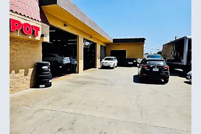 185 -195 E Foothill Boulevard, Rialto, CA 92376 - Photo 8