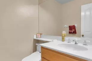 16493 Patina Ct, Chino Hills, CA 91709 - Photo 22