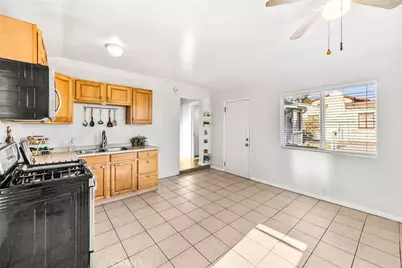 449 , 447, 448 Arrow Highway, Claremont, CA 91711 - Photo 14