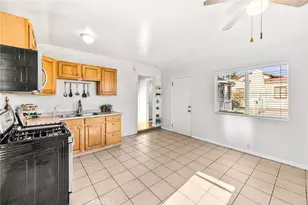 449 447 448 Arrow Hwy, Claremont, CA 91711 - Photo 14