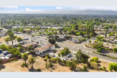 449 , 447, 448 Arrow Highway, Claremont, CA 91711 - Photo 14