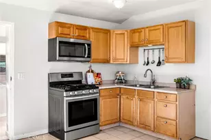 449 447 448 Arrow Hwy, Claremont, CA 91711 - Photo 12