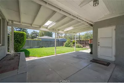 695 N Laurel Avenue, Upland, CA 91786 - Photo 30